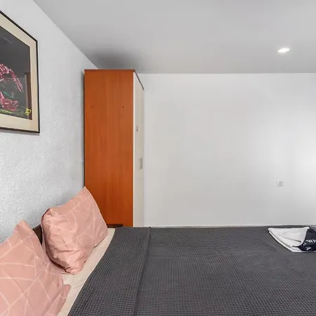 Pet Friendly In With Wifi Dramalj
