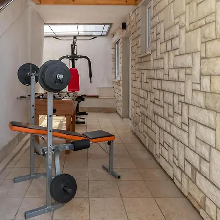 Holiday home Pet Friendly In With Wifi *