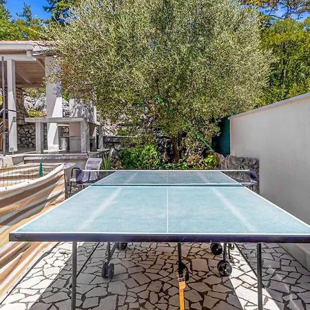 Pet Friendly In With Wifi Holiday home