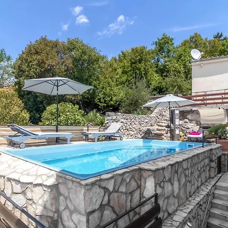 Pet Friendly In With Wifi Holiday home