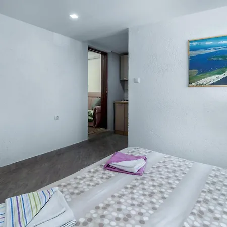 Pet Friendly In With Wifi Holiday home Dramalj