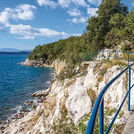 Pet Friendly In With Wifi Holiday home Dramalj